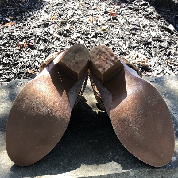 Women’s booties from Altar’d State. Size 6. Great condition. - Picture 8 of 8